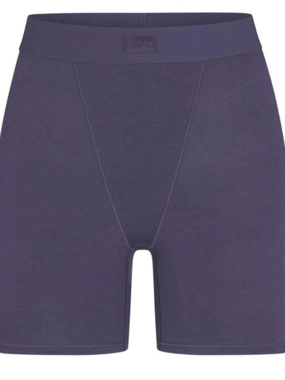 SKIMS NWT BOYFRIEND
BOXERS SLEET COLOR SIZE
XS